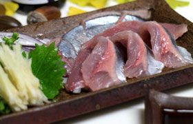 イキのいいサンマで作る刺身